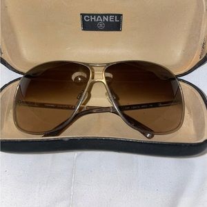 Chanel 4127 metal graduation